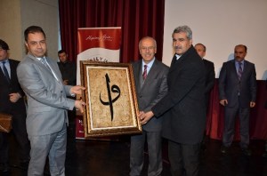 YEŞİLYURT BELEDİYESİNİN “PEYGAMBERİMİZ” KONULU PANELİNE YOĞUN İLGİ